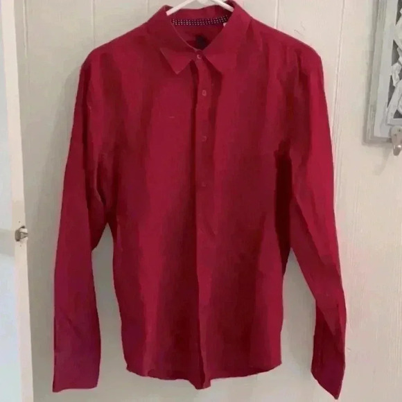 GUESS Vintage Embroidered Button Down Shirt in  Medium - Picture 1 of 3